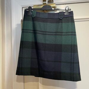 TALBOTS black watch plaid skirt. Fully lined size 6